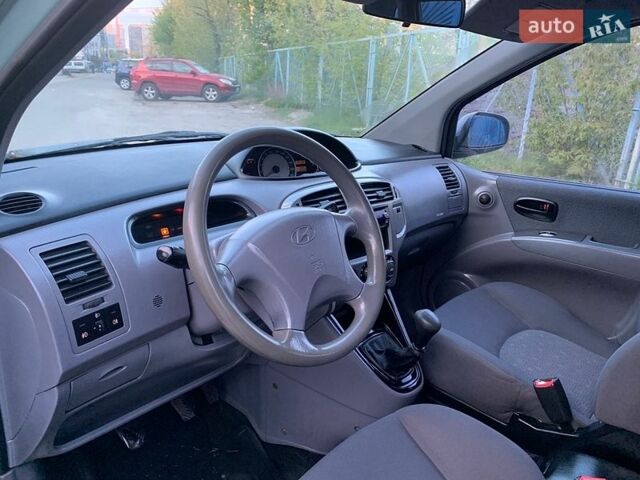 Синий Хендай Матрикс, объемом двигателя 1.6 л и пробегом 250 тыс. км за 1550 $, фото 16 на Automoto.ua