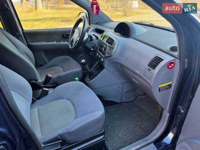 Синий Хендай Матрикс, объемом двигателя 1.5 л и пробегом 200 тыс. км за 3200 $, фото 9 на Automoto.ua