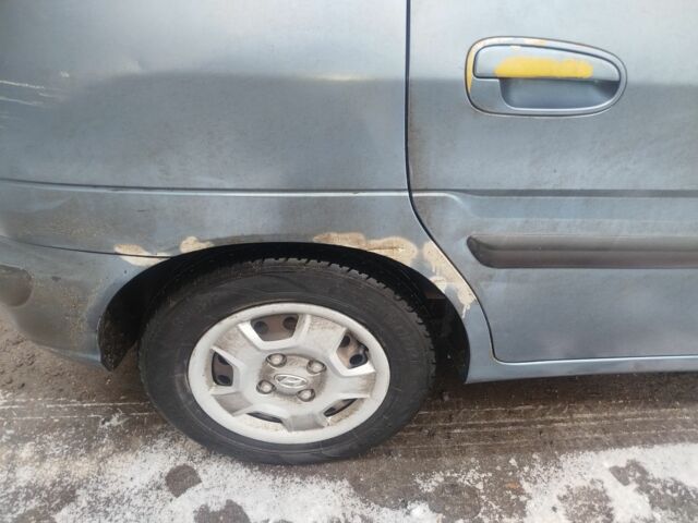 Синій Хендай Матрікс, об'ємом двигуна 2 л та пробігом 250 тис. км за 1866 $, фото 7 на Automoto.ua