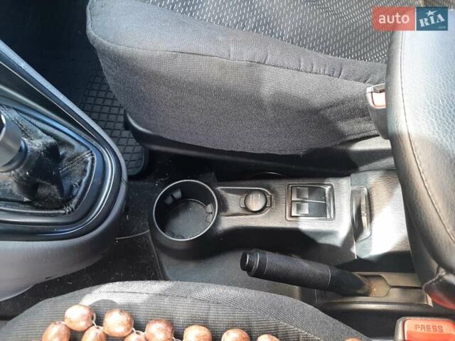 Синій Хендай Матрікс, об'ємом двигуна 1.6 л та пробігом 252 тис. км за 3900 $, фото 21 на Automoto.ua