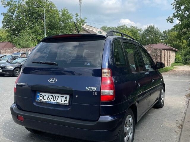 Синий Хендай Матрикс, объемом двигателя 1.8 л и пробегом 142 тыс. км за 4700 $, фото 4 на Automoto.ua