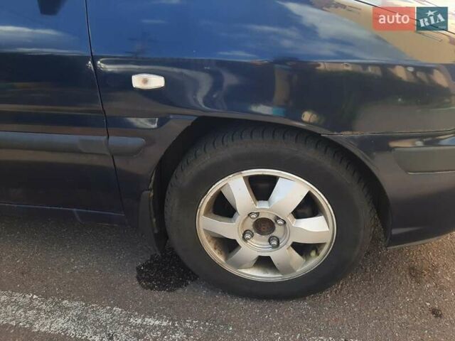 Синій Хендай Матрікс, об'ємом двигуна 1.6 л та пробігом 252 тис. км за 3900 $, фото 6 на Automoto.ua