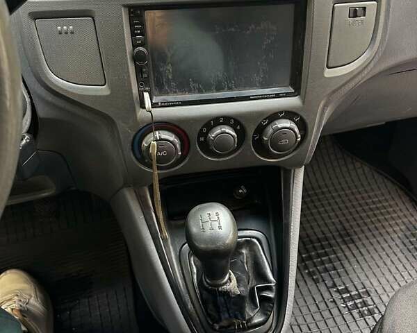 Синий Хендай Матрикс, объемом двигателя 1.6 л и пробегом 113 тыс. км за 4800 $, фото 15 на Automoto.ua