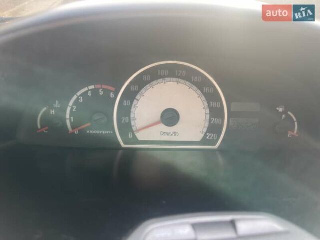 Синий Хендай Матрикс, объемом двигателя 1.49 л и пробегом 235 тыс. км за 4000 $, фото 7 на Automoto.ua