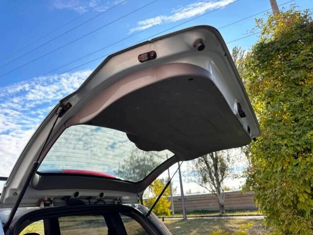 Хендай Матрікс 2007 у Запоріжжя на Automoto.ua Синій Хендай Матрікс, об'ємом двигуна 1.6 л та пробігом 217 тис. км за 5200 $, фото 9 на Automoto.ua