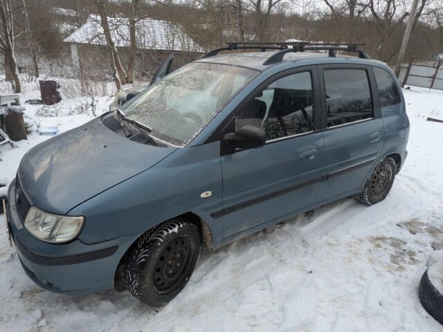 Синій Хендай Матрікс, об'ємом двигуна 1.6 л та пробігом 258 тис. км за 2900 $, фото 1 на Automoto.ua