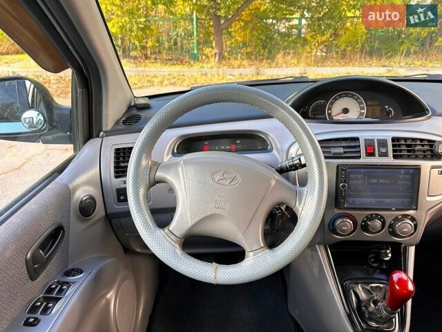 Синій Хендай Матрікс, об'ємом двигуна 1.6 л та пробігом 219 тис. км за 4500 $, фото 22 на Automoto.ua