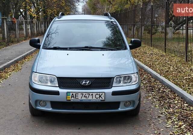 Синий Хендай Матрикс, объемом двигателя 1.6 л и пробегом 268 тыс. км за 4700 $, фото 7 на Automoto.ua