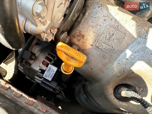 Синій Хендай Матрікс, об'ємом двигуна 1.6 л та пробігом 217 тис. км за 5200 $, фото 4 на Automoto.ua