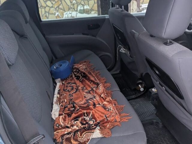 Синій Хендай Матрікс, об'ємом двигуна 1.6 л та пробігом 258 тис. км за 2900 $, фото 4 на Automoto.ua