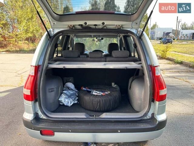 Синій Хендай Матрікс, об'ємом двигуна 1.6 л та пробігом 217 тис. км за 5200 $, фото 13 на Automoto.ua