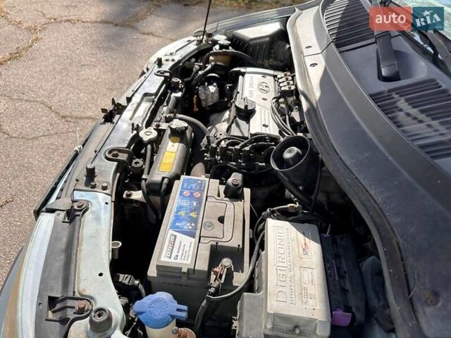 Синій Хендай Матрікс, об'ємом двигуна 1.6 л та пробігом 217 тис. км за 5200 $, фото 2 на Automoto.ua