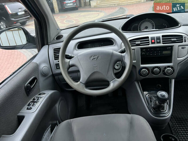 Синій Хендай Матрікс, об'ємом двигуна 1.6 л та пробігом 229 тис. км за 2350 $, фото 9 на Automoto.ua