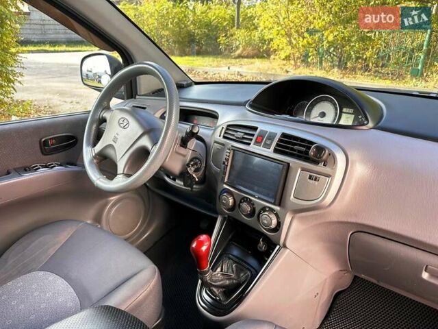 Синій Хендай Матрікс, об'ємом двигуна 1.6 л та пробігом 217 тис. км за 5200 $, фото 30 на Automoto.ua