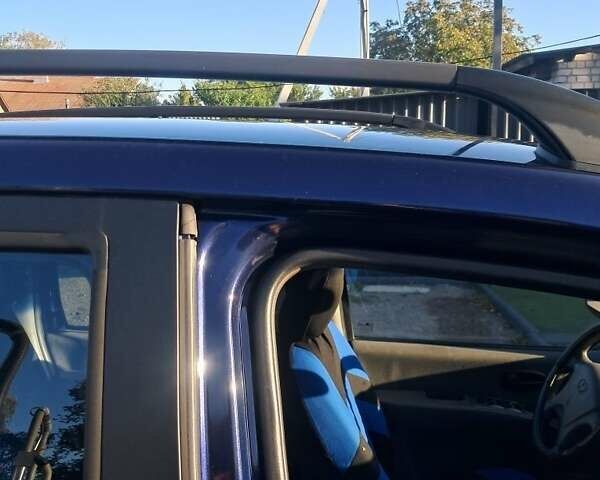 Синій Хендай Матрікс, об'ємом двигуна 1.8 л та пробігом 210 тис. км за 3500 $, фото 7 на Automoto.ua