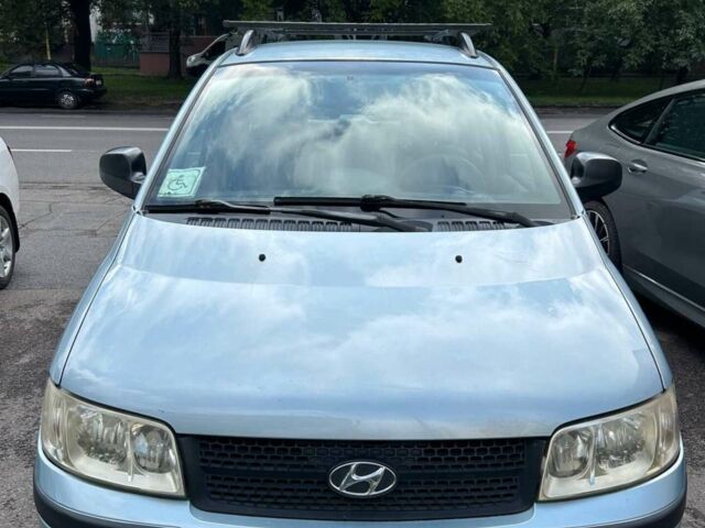Синий Хендай Матрикс, объемом двигателя 1.6 л и пробегом 176 тыс. км за 5000 $, фото 1 на Automoto.ua