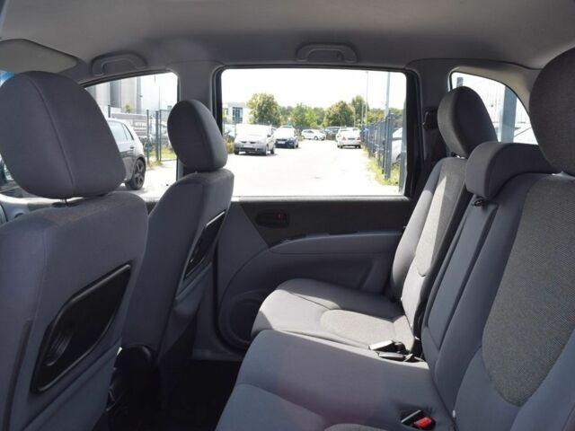 Синій Хендай Матрікс, об'ємом двигуна 1.5 л та пробігом 185 тис. км за 4400 $, фото 4 на Automoto.ua