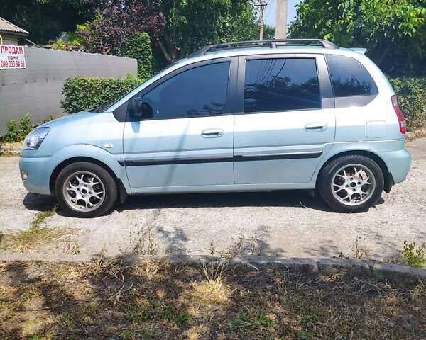 Синий Хендай Матрикс, объемом двигателя 1.8 л и пробегом 60 тыс. км за 8000 $, фото 1 на Automoto.ua