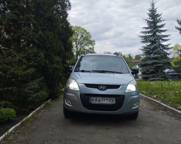 Синий Хендай Матрикс, объемом двигателя 1.6 л и пробегом 287 тыс. км за 4400 $, фото 2 на Automoto.ua
