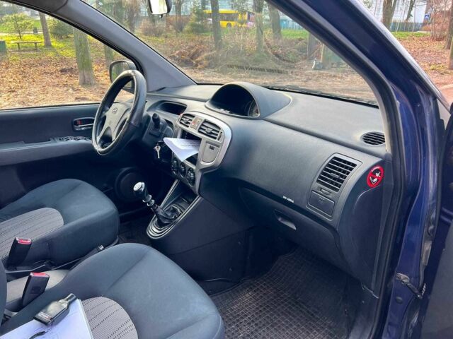 Синій Хендай Матрікс, об'ємом двигуна 1.5 л та пробігом 143 тис. км за 4390 $, фото 17 на Automoto.ua