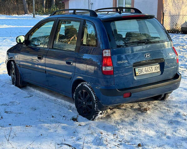 Синий Хендай Матрикс, объемом двигателя 1.5 л и пробегом 319 тыс. км за 3999 $, фото 4 на Automoto.ua