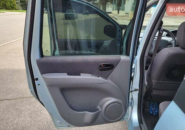 Синий Хендай Матрикс, объемом двигателя 1.5 л и пробегом 170 тыс. км за 5100 $, фото 19 на Automoto.ua