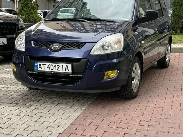 Синий Хендай Матрикс, объемом двигателя 1.6 л и пробегом 178 тыс. км за 4750 $, фото 1 на Automoto.ua