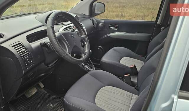 Синій Хендай Матрікс, об'ємом двигуна 1.8 л та пробігом 185 тис. км за 4100 $, фото 26 на Automoto.ua