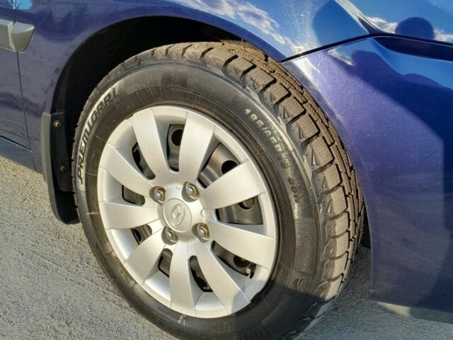 Синий Хендай Матрикс, объемом двигателя 1.6 л и пробегом 226 тыс. км за 5300 $, фото 7 на Automoto.ua