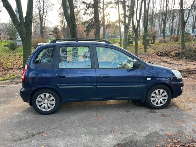 Синий Хендай Матрикс, объемом двигателя 1.5 л и пробегом 143 тыс. км за 4390 $, фото 3 на Automoto.ua