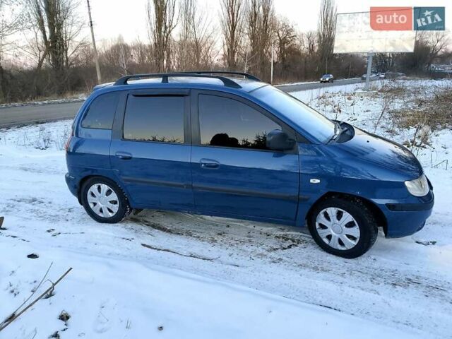 Синий Хендай Матрикс, объемом двигателя 1.8 л и пробегом 260 тыс. км за 4150 $, фото 2 на Automoto.ua