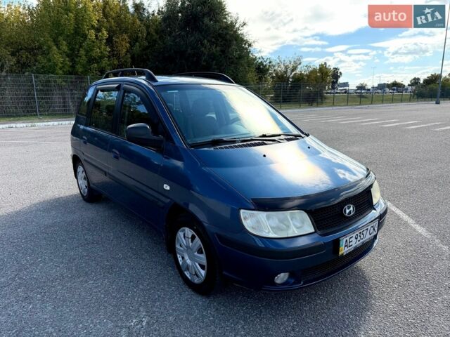Синий Хендай Матрикс, объемом двигателя 1.8 л и пробегом 163 тыс. км за 5200 $, фото 2 на Automoto.ua