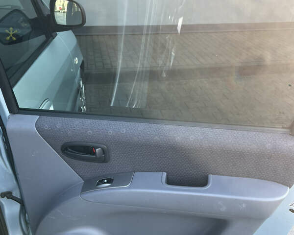 Синий Хендай Матрикс, объемом двигателя 1.8 л и пробегом 141 тыс. км за 5600 $, фото 24 на Automoto.ua