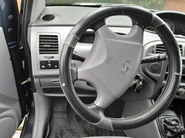 Синій Хендай Матрікс, об'ємом двигуна 1.5 л та пробігом 185 тис. км за 4400 $, фото 8 на Automoto.ua