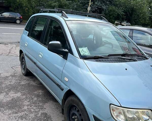 Синий Хендай Матрикс, объемом двигателя 1.6 л и пробегом 176 тыс. км за 5000 $, фото 1 на Automoto.ua