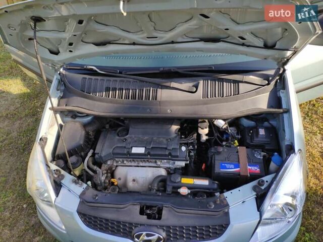 Синий Хендай Матрикс, объемом двигателя 1.8 л и пробегом 60 тыс. км за 8000 $, фото 7 на Automoto.ua