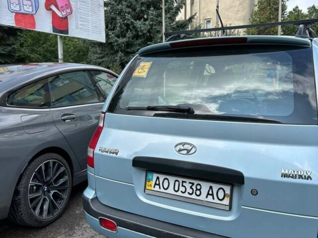 Синий Хендай Матрикс, объемом двигателя 1.6 л и пробегом 176 тыс. км за 5000 $, фото 2 на Automoto.ua
