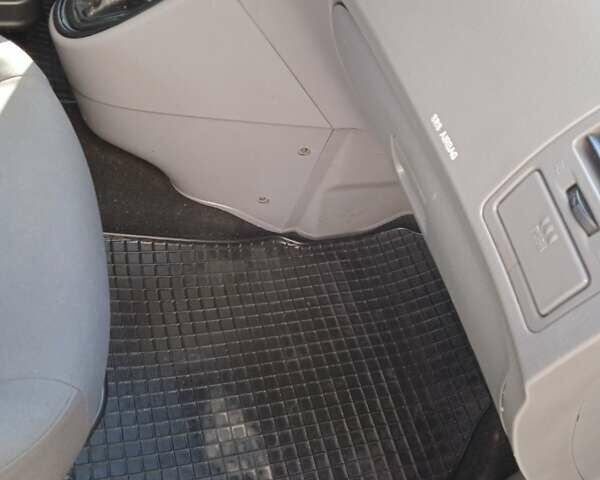 Синий Хендай Матрикс, объемом двигателя 1.5 л и пробегом 170 тыс. км за 5100 $, фото 42 на Automoto.ua