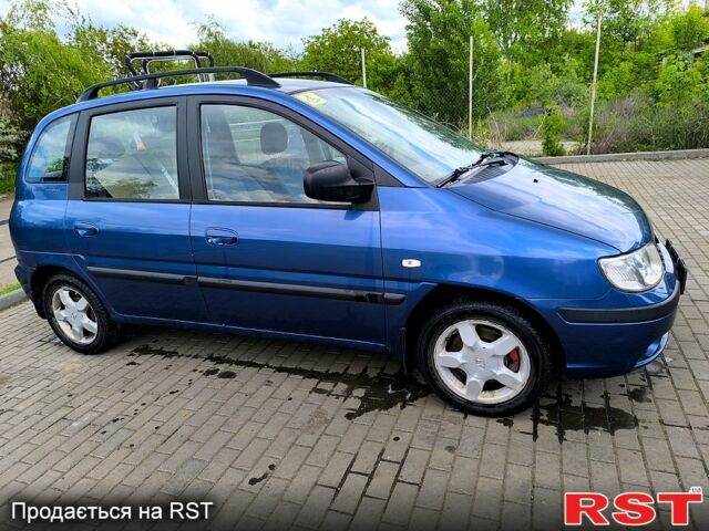 Синій Хендай Матрікс, об'ємом двигуна 1.6 л та пробігом 270 тис. км за 4650 $, фото 1 на Automoto.ua