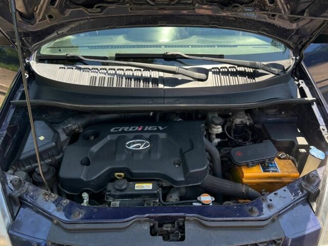 Синий Хендай Матрикс, объемом двигателя 1.5 л и пробегом 250 тыс. км за 4800 $, фото 4 на Automoto.ua