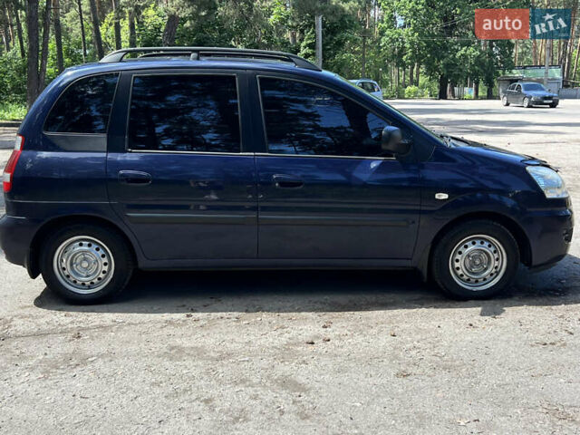 Синий Хендай Матрикс, объемом двигателя 1.49 л и пробегом 253 тыс. км за 4900 $, фото 2 на Automoto.ua