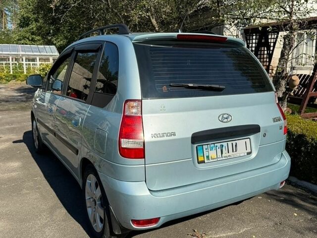 Синій Хендай Матрікс, об'ємом двигуна 1.8 л та пробігом 180 тис. км за 7500 $, фото 3 на Automoto.ua