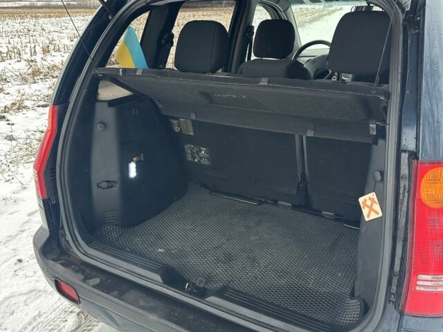 Синій Хендай Матрікс, об'ємом двигуна 1.8 л та пробігом 261 тис. км за 3499 $, фото 9 на Automoto.ua