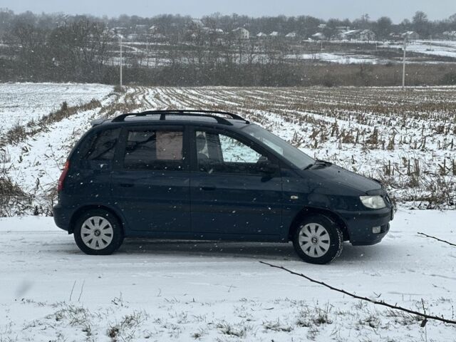 Синій Хендай Матрікс, об'ємом двигуна 1.8 л та пробігом 261 тис. км за 3499 $, фото 1 на Automoto.ua