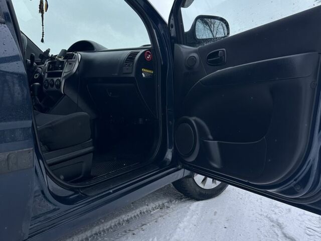 Синій Хендай Матрікс, об'ємом двигуна 1.8 л та пробігом 261 тис. км за 3499 $, фото 11 на Automoto.ua