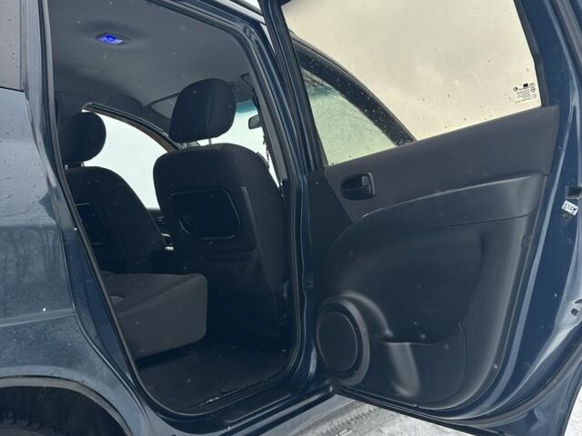 Синій Хендай Матрікс, об'ємом двигуна 1.8 л та пробігом 261 тис. км за 3499 $, фото 10 на Automoto.ua