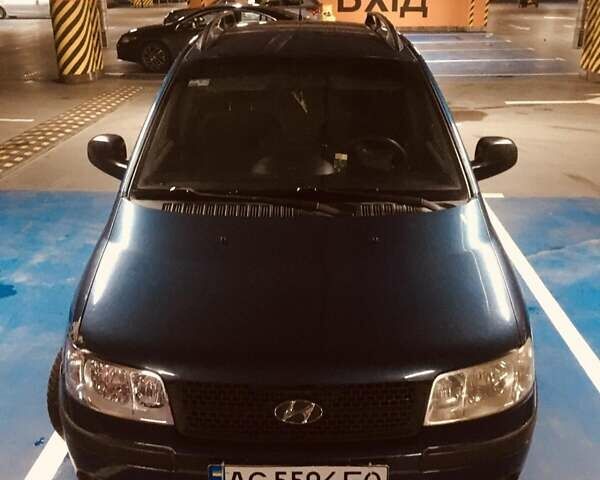 Синий Хендай Матрикс, объемом двигателя 1.6 л и пробегом 196 тыс. км за 3900 $, фото 2 на Automoto.ua