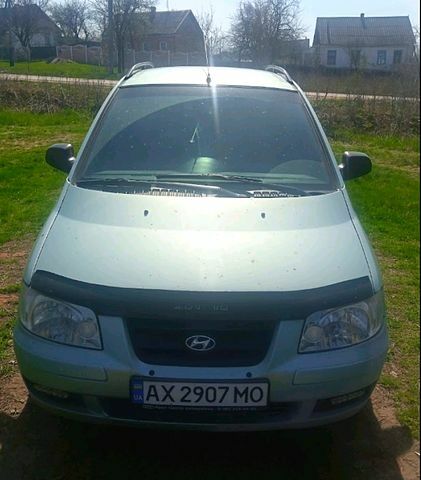 Зеленый Хендай Матрикс, объемом двигателя 1.6 л и пробегом 270 тыс. км за 3200 $, фото 2 на Automoto.ua