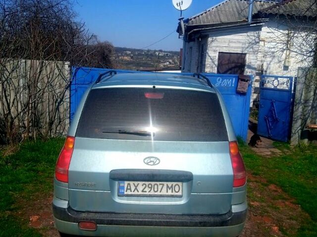 Зеленый Хендай Матрикс, объемом двигателя 1.6 л и пробегом 270 тыс. км за 3200 $, фото 7 на Automoto.ua