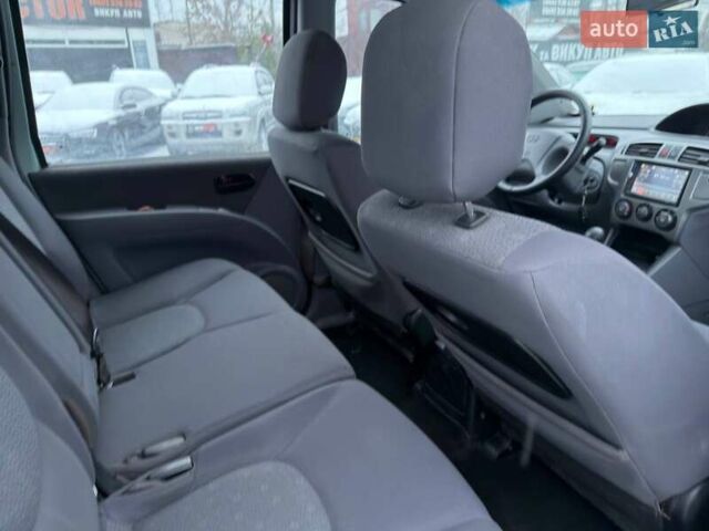 Зеленый Хендай Матрикс, объемом двигателя 1.6 л и пробегом 88 тыс. км за 4000 $, фото 18 на Automoto.ua